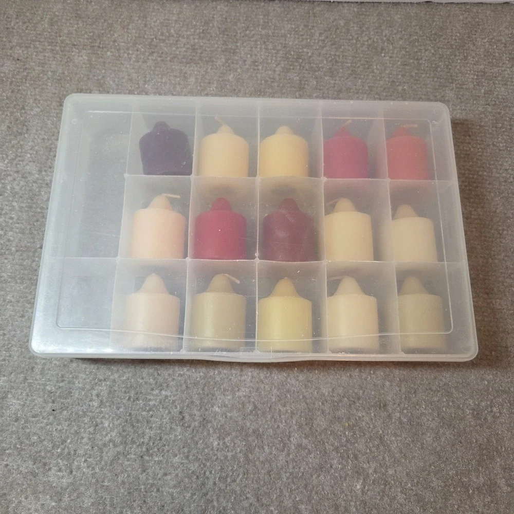 14 PartyLite Votive Candles in Clear Plastic 15 Compartment Storage Case Box